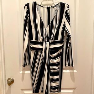 Gorgeous sexy black & white dress, Venus, M